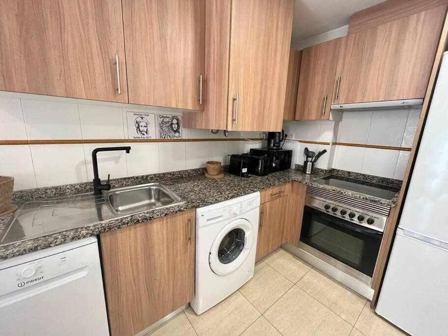 شقة Altamira 2 Campello Piscina, Garaje ,Wifi, A/C إل كامبيلو المظهر الخارجي الصورة
